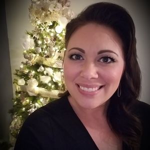 Meet your Posher, Shana